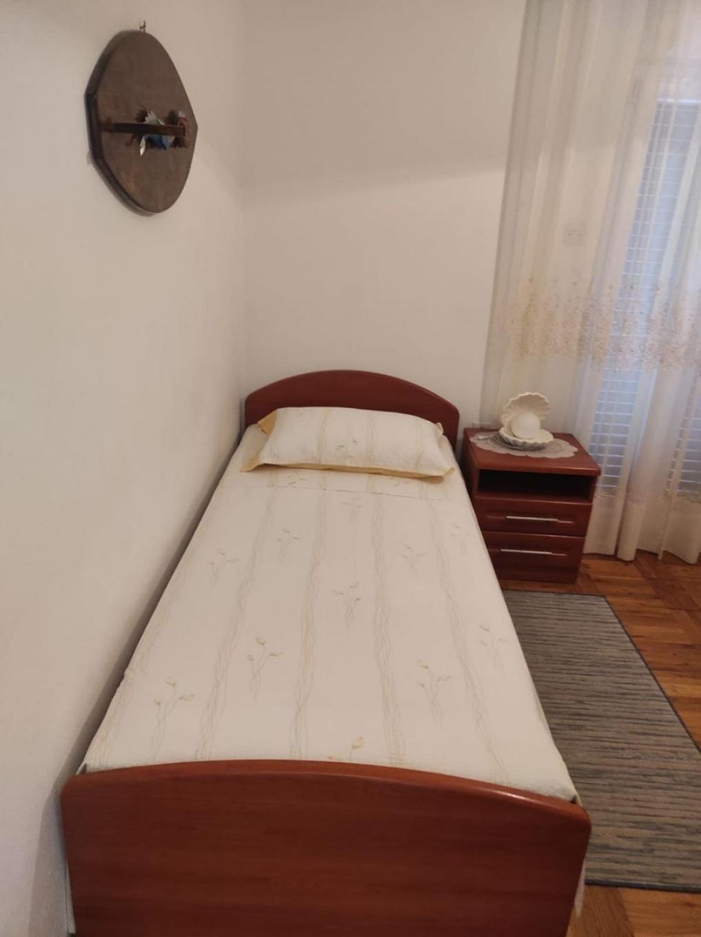 Apartment Tenara Vis Exterior photo