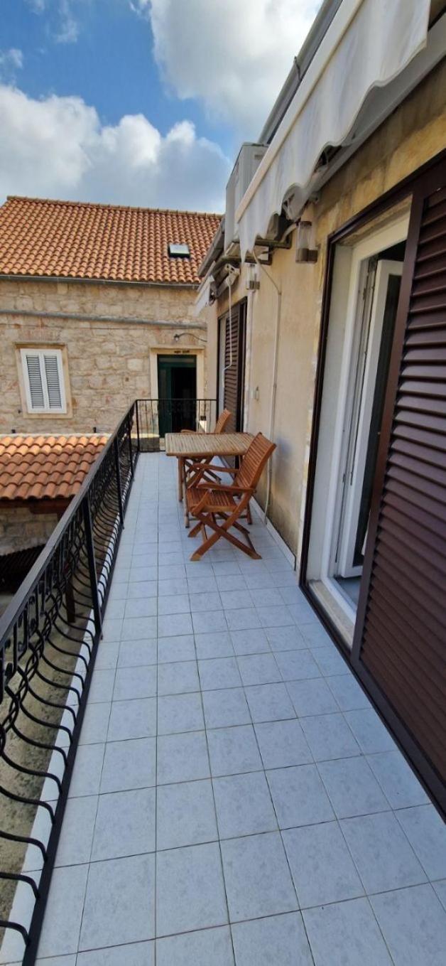 Apartment Tenara Vis Exterior photo