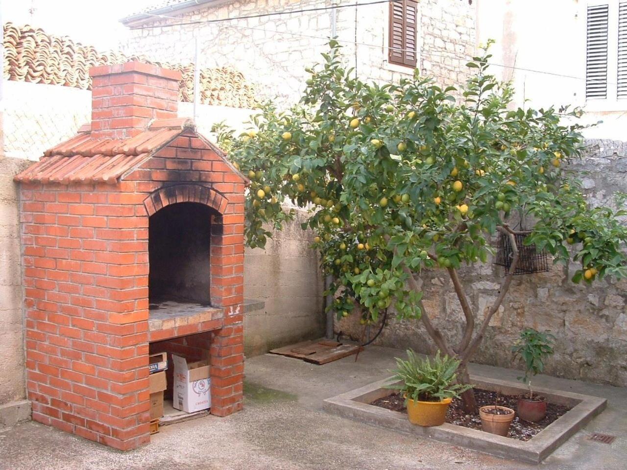 Apartment Tenara Vis Exterior photo